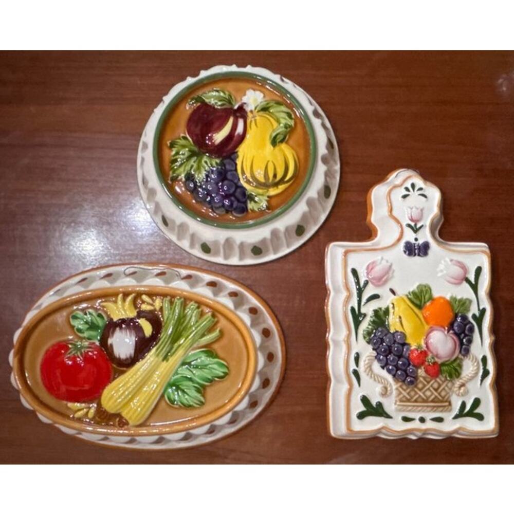 VTG (3) Ceramic Veggie Molds Made in Japan 40's 50's Kitsch Wall Decor Kitchen